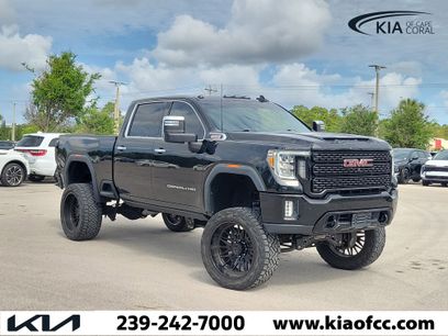 Used 2021 GMC Sierra 2500 Denali w/ Denali Ultimate Package