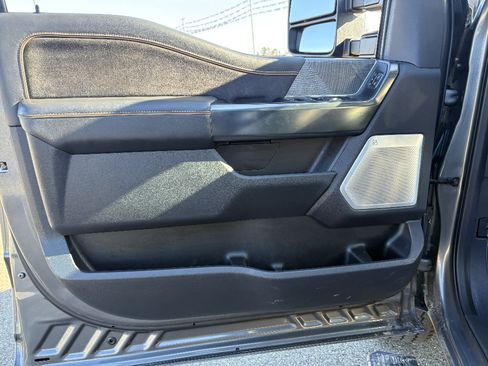 Used 2024 Ford F250 Platinum AWD/4WD image 32