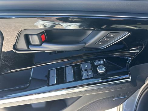 Used 2023 Subaru Solterra AWD image 26