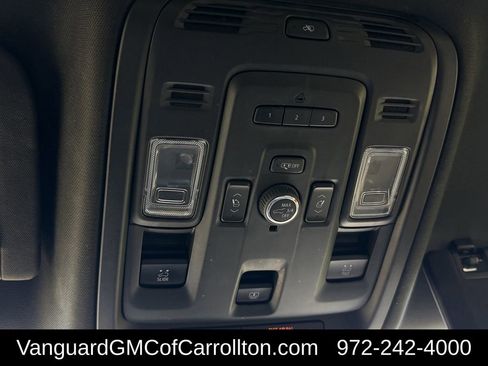 Used 2021 Cadillac Escalade Premium Luxury AWD/4WD image 28