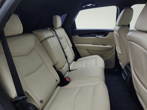 Used 2019 Cadillac XT5 FWD image 30