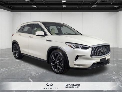 Used 2019 INFINITI QX50 Essential w/ Sensory Package image 7
