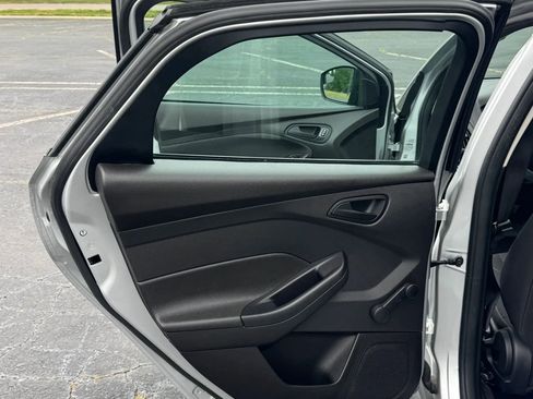 Used 2016 Ford Focus S FWD image 15