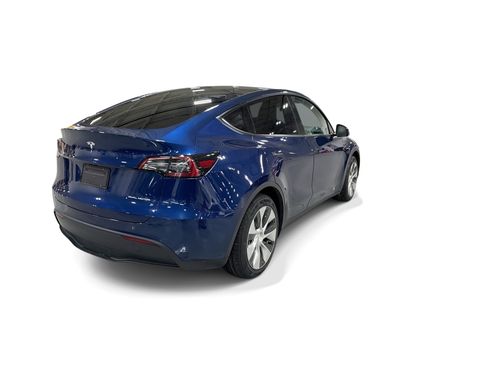 Certified 2023 Tesla Model Y Long Range AWD/4WD image 6