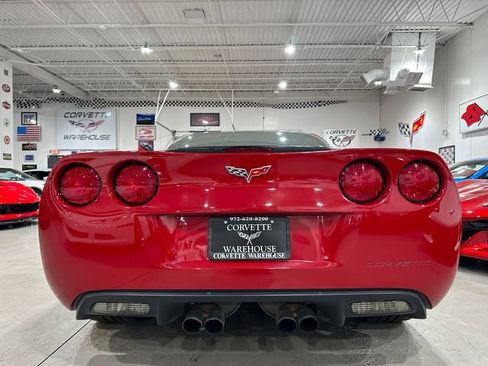 Used 2005 Chevrolet Corvette Coupe w/ Preferred Equipment Group RWD image 21