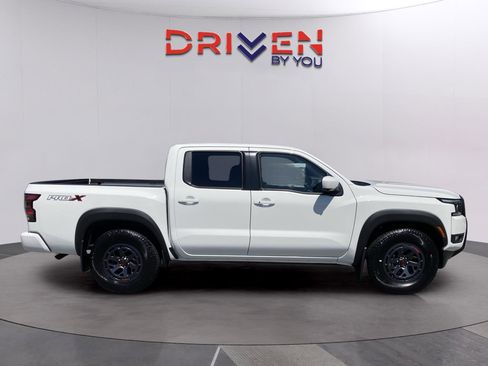 New 2026 Nissan Frontier Pro-X w/ Pro-X Convenience Package RWD image 7