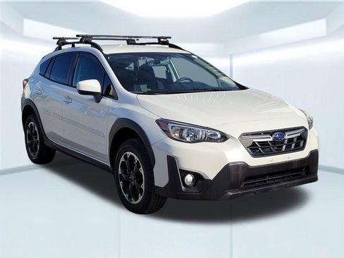 Used 2021 Subaru Crosstrek 2.0i Premium image 8