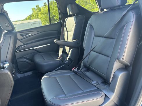 New 2026 Chevrolet Traverse Z71 w/ Driver Confidence Package AWD/4WD image 24