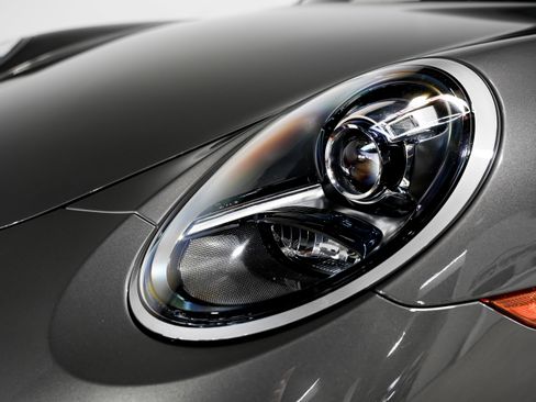 Used 2019 Porsche 911 Carrera 4S image 35