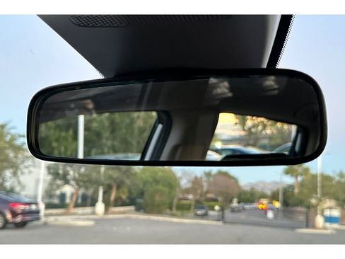 Certified 2023 Honda HR-V LX image 25