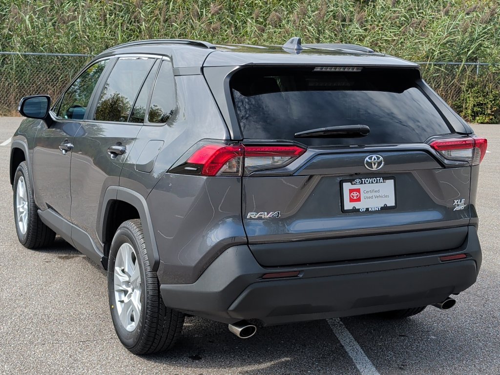 Certified 2021 Toyota RAV4 XLE w/ Convenience Package AWD/4WD image 6