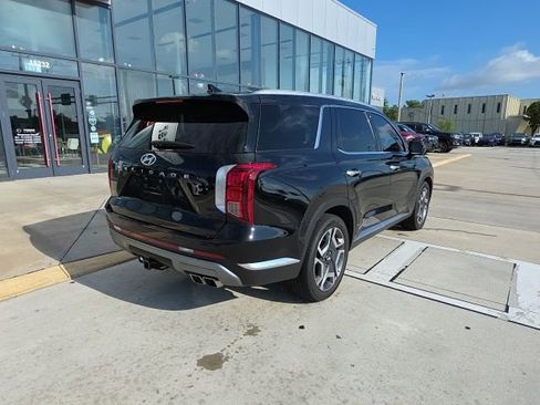 Used 2025 Hyundai Palisade Limited FWD image 4