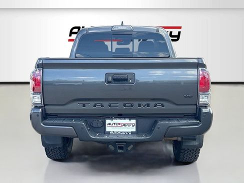 Used 2019 Toyota Tacoma TRD Off-Road w/ TRD Premium Off Road Package image 6