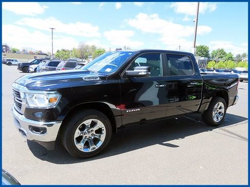 Certified 2019 RAM 1500 Big Horn AWD/4WD image 3