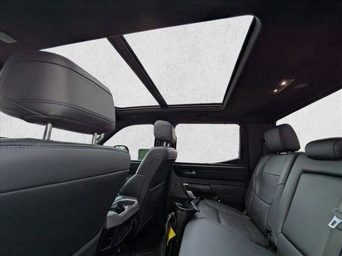 Used 2023 Toyota Tundra Platinum AWD/4WD image 19