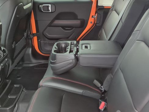 New 2026 Jeep Wrangler Unlimited Rubicon AWD/4WD image 9