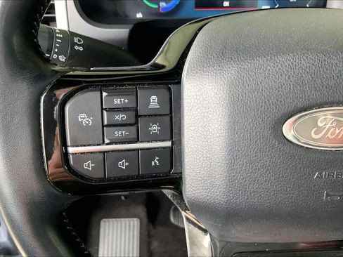 Used 2022 Ford F150 Lightning Platinum image 23