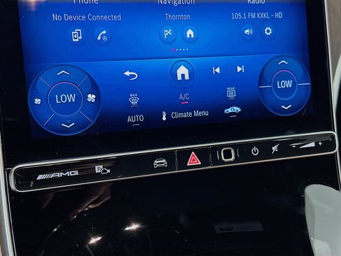 Used 2025 Mercedes-Benz GLC 43 AMG 4MATIC image 24