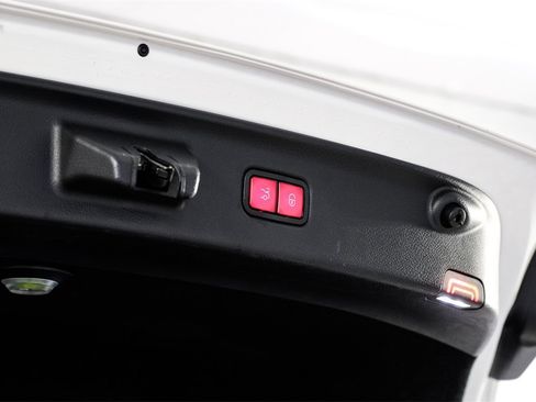 Used 2023 Mercedes-Benz S 500 S 500 image 57