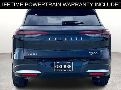 Certified 2025 INFINITI QX60 Luxe w/ Black Edition image 4