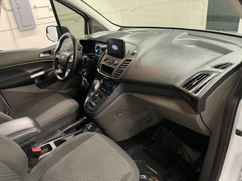 Used 2022 Ford Transit Connect XLT FWD image 17