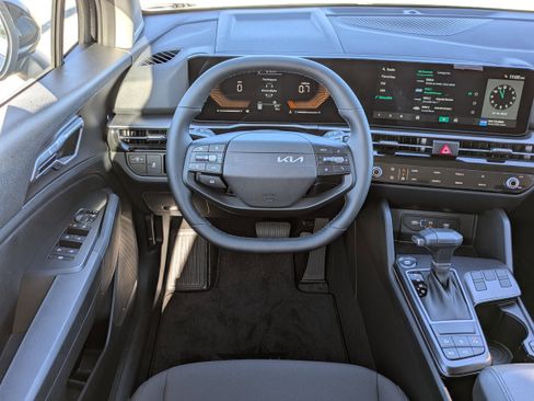 Certified 2026 Kia Sportage LX image 17