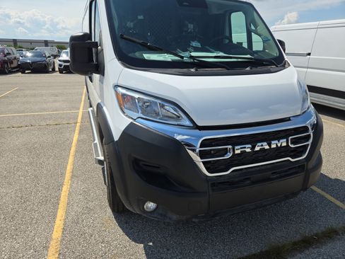 Used 2025 RAM ProMaster 2500 w/ U-Haul Equipment Group FWD image 2