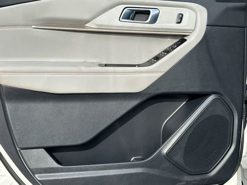 New 2026 Ford Explorer Active w/ Active Comfort Package image 11