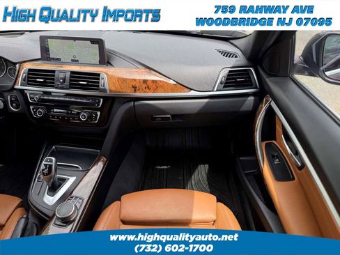 Used 2018 BMW 330i xDrive Wagon AWD/4WD image 37