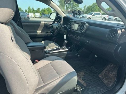 Used 2019 Toyota Tacoma SR RWD image 31