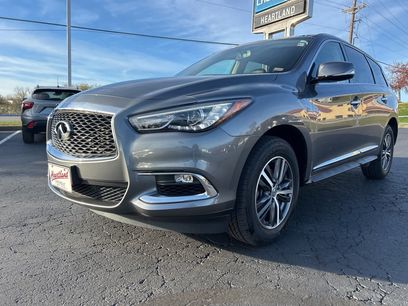 Used 2017 INFINITI QX60 Luxe