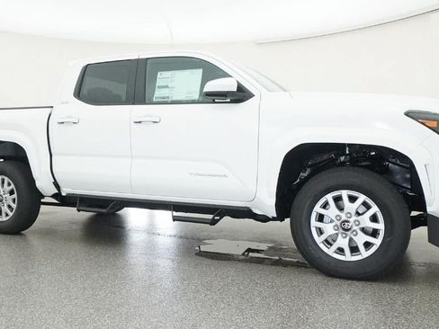 New 2026 Toyota Tacoma SR5 AWD/4WD image 28