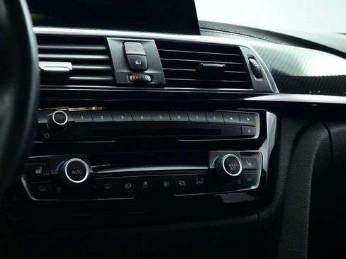 Used 2018 BMW M3 RWD image 57