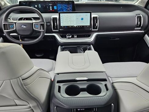 New 2026 Ford Expedition Platinum w/ Platinum Ultimate Package image 14