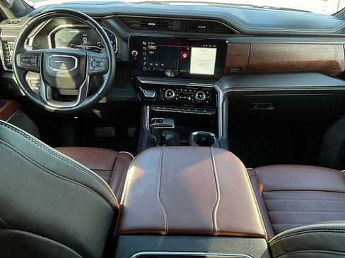 Certified 2024 GMC Sierra 1500 Denali Ultimate image 40