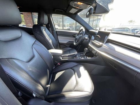 Used 2024 Jeep Compass Limited image 15