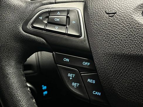 Used 2015 Ford Focus SE w/ SE Ecoboost Package image 21