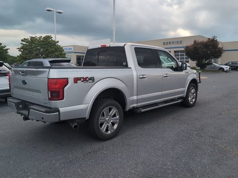 Used 2018 Ford F150 Lariat w/ Equipment Group 502A Luxury AWD/4WD image 5