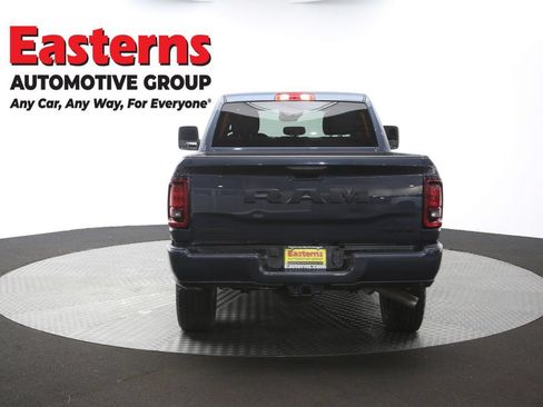 Used 2025 RAM 2500 Big Horn AWD/4WD image 40