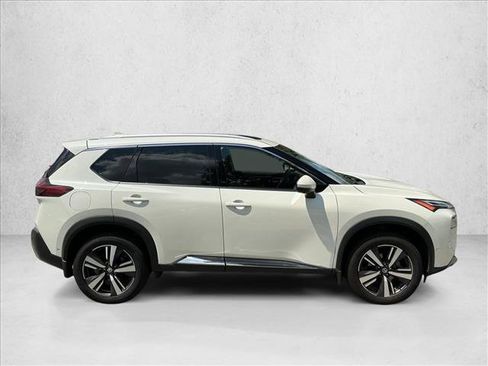 Used 2021 Nissan Rogue Platinum AWD/4WD image 4