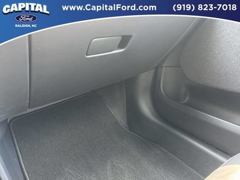Used 2025 Ford Mustang Mach-E Premium AWD/4WD image 28