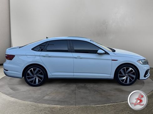 Used 2019 Volkswagen Jetta GLI FWD image 8