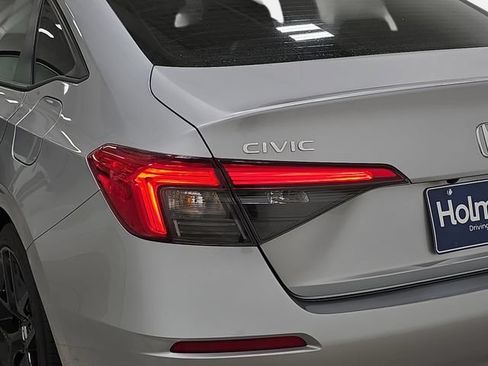 Used 2023 Honda Civic Sport image 33