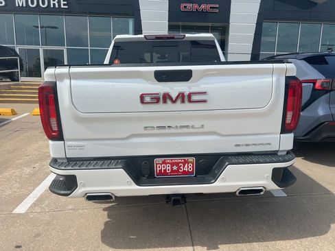 Used 2019 GMC Sierra 1500 Denali w/ Denali Ultimate Package AWD/4WD image 10
