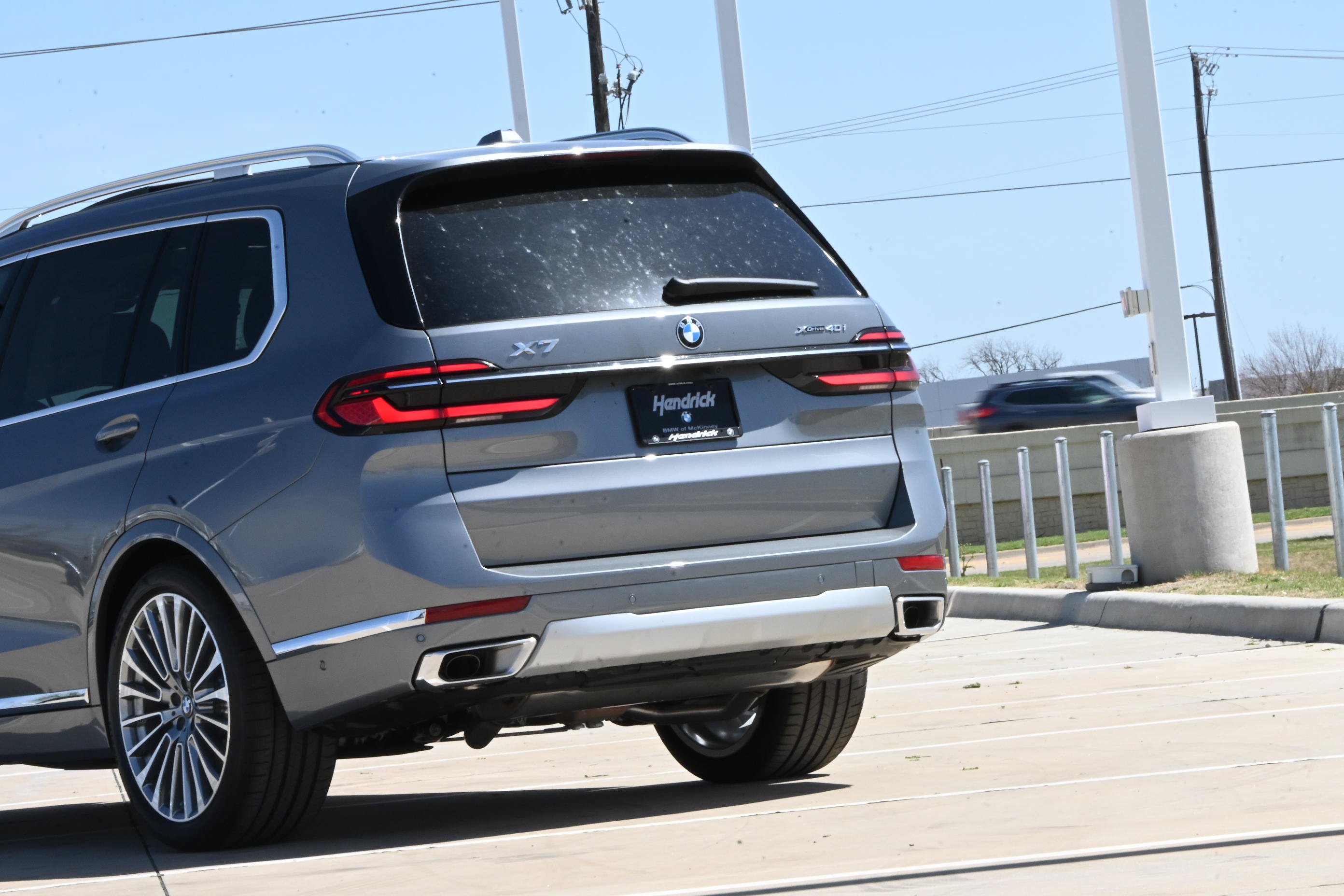 Used 2026 BMW X7 xDrive40i w/ Premium Package AWD/4WD image 5