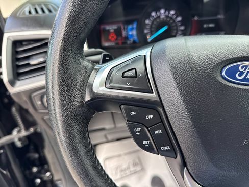 Used 2020 Ford Edge SEL AWD/4WD image 23