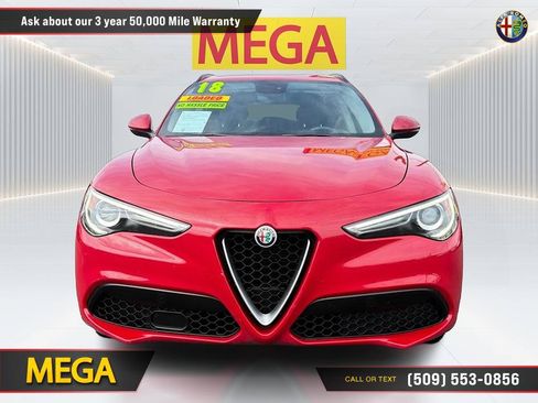 Used 2018 Alfa Romeo Stelvio Sport w/ Quick Order Package 22J Sport AWD/4WD image 2