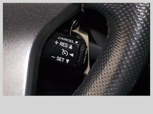 Used 2013 Toyota Tacoma 4x4 Double Cab w/ TRD Sport Pkg image 25