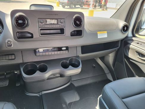 New 2025 Mercedes-Benz Sprinter 2500 image 26
