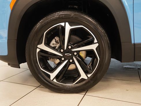 Used 2023 Chevrolet TrailBlazer RS w/ Convenience Package AWD/4WD image 15